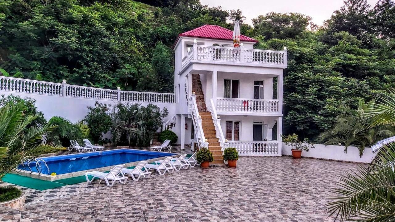 Hotel Zura Palace Kvariati Exterior foto